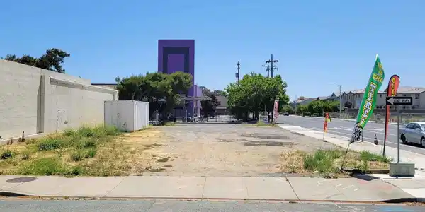 301 Central Ave.
