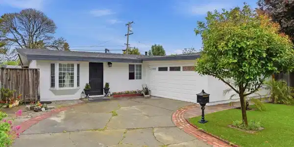 1230 Palamos Avenue