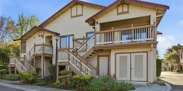 38908 Cherry Glen Cmn