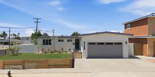 5002 Dubois Dr