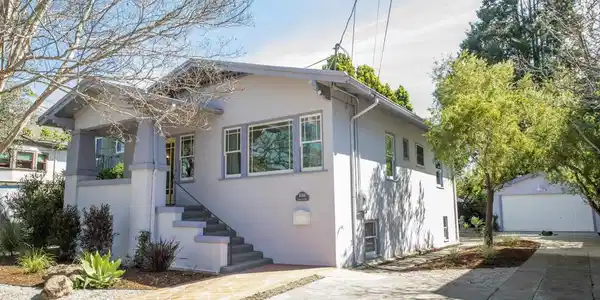 5264 Locksley Ave