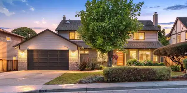 105 Quarry Lane