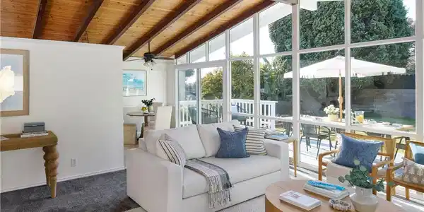 705 W Palm