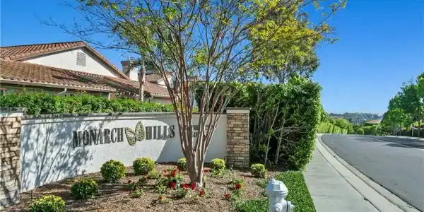52 Corniche Drive
