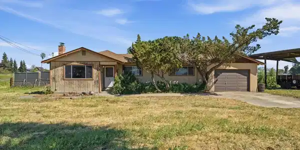 5364 Aspen Rd