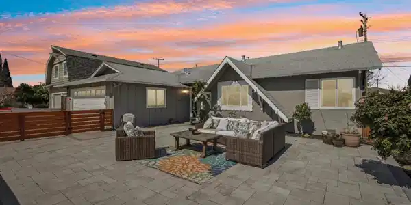 3435 Notre Dame Drive