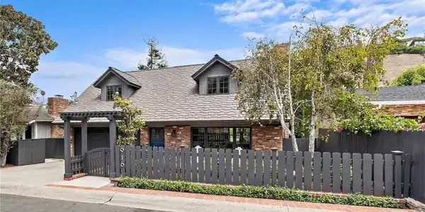 916 Bluebird Canyon Drive