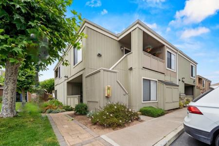 820 Casanova Avenue