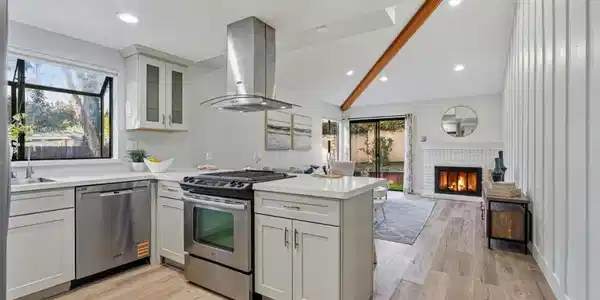 586 Old Evans Road