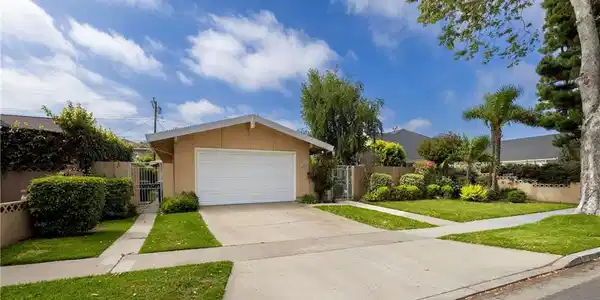 2911 Walker Lee Drive