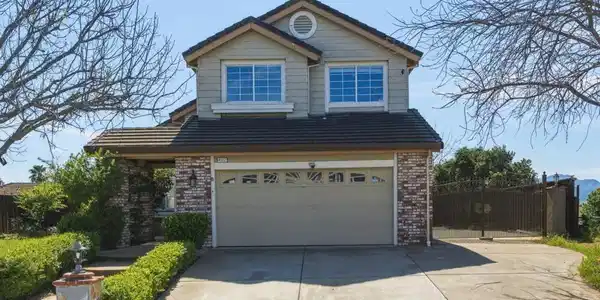 4172 Amargosa Dr