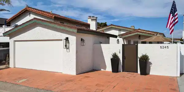 5245 Seabreeze Way