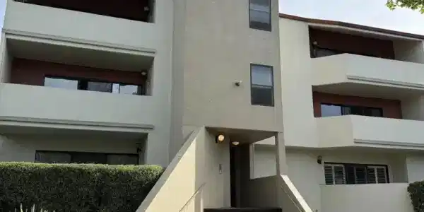 2515 Central