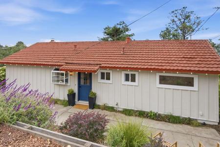 3 Garden Lane
