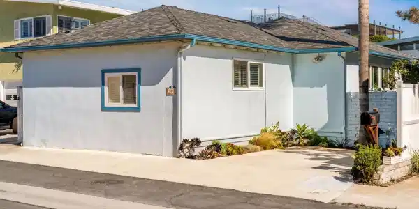 1046 Driftwood Lane