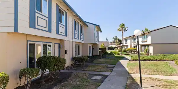 27801 Del Norte Ct