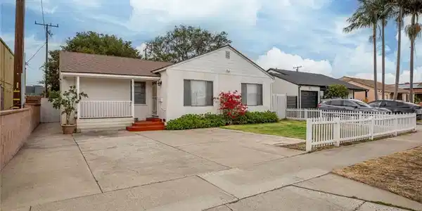 5533 W 120th