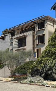 826 Indian Rock Avenue