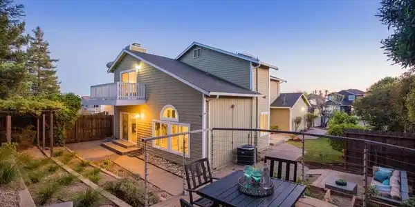 5006 Crystal Ridge Ct