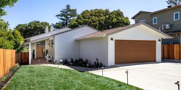 3412 Plateau Drive