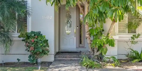 1802 Clark