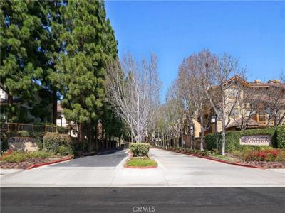 2595 Plaza Del Amo
