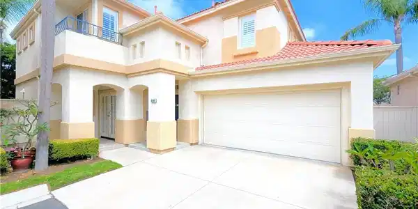 8204 Constantine Drive