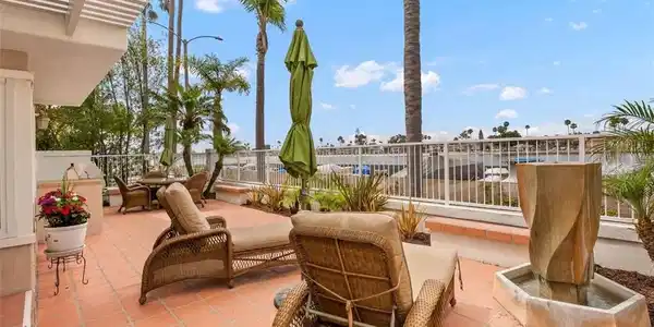 5564 Spinnaker Bay Drive