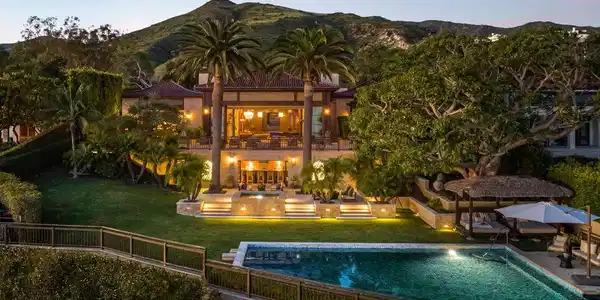 24834 Pacific Coast Highway