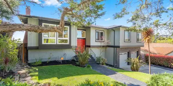 147 Leslie Drive