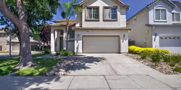 149 Maidenhair St
