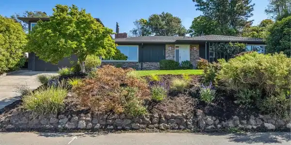 1230 Brewster Dr.