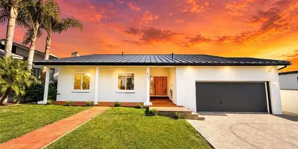 26742 Calle Almanza