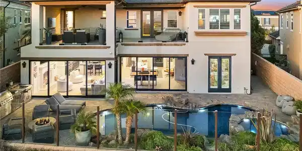 4682 Oceanridge