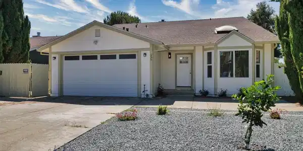 235 Toledo Ct