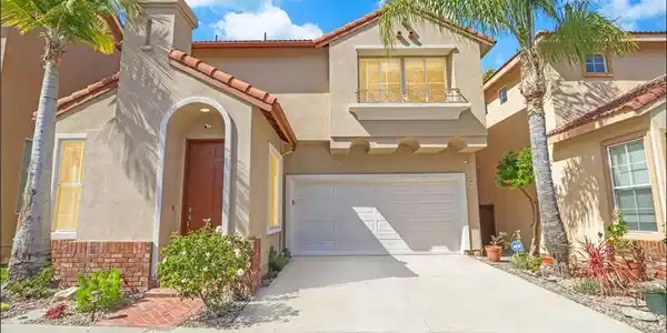 15 Pacifica