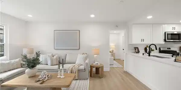 1052 Calle Del Cerro