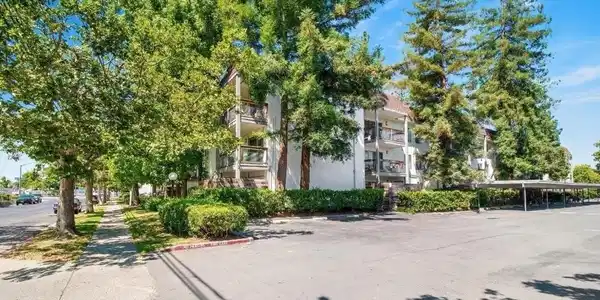 4081 Clayton Road