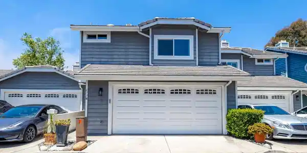 677 Summer View Cir