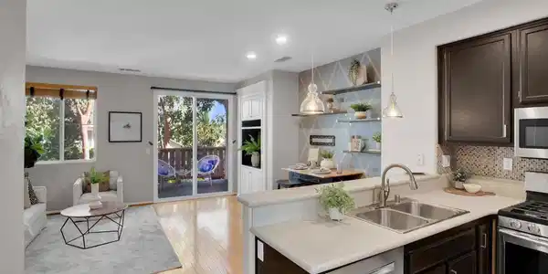 6068 Paseo Salinero