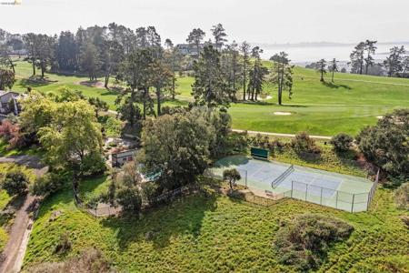 407 Vista Heights Rd