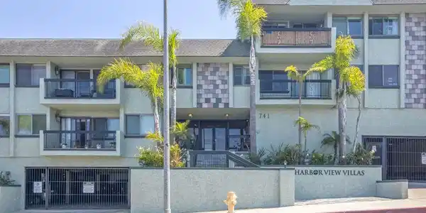 741 W 24th Street