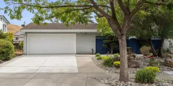 78 Snyder Way