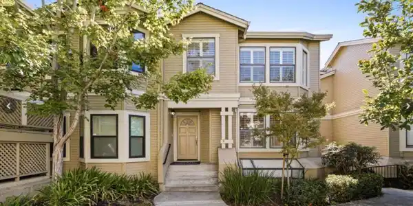 951 La Mesa Terrace