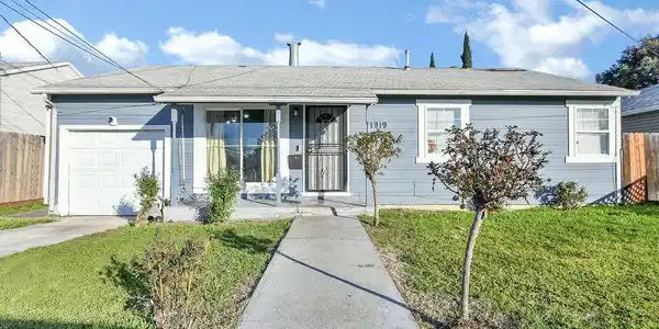 1919 Birch Avenue