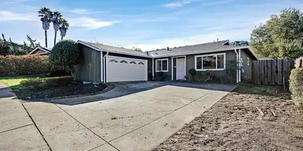 3692 Remuda Way
