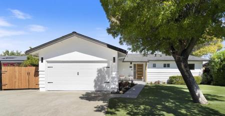 4833 Cherokee Drive