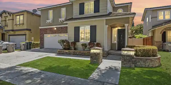 1424 Vida Drive