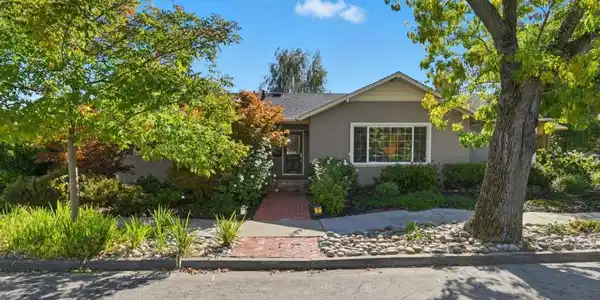 1465 Bonnie Court