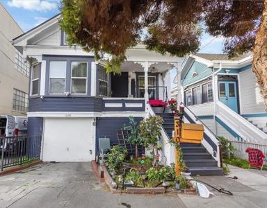 3109 Elmwood